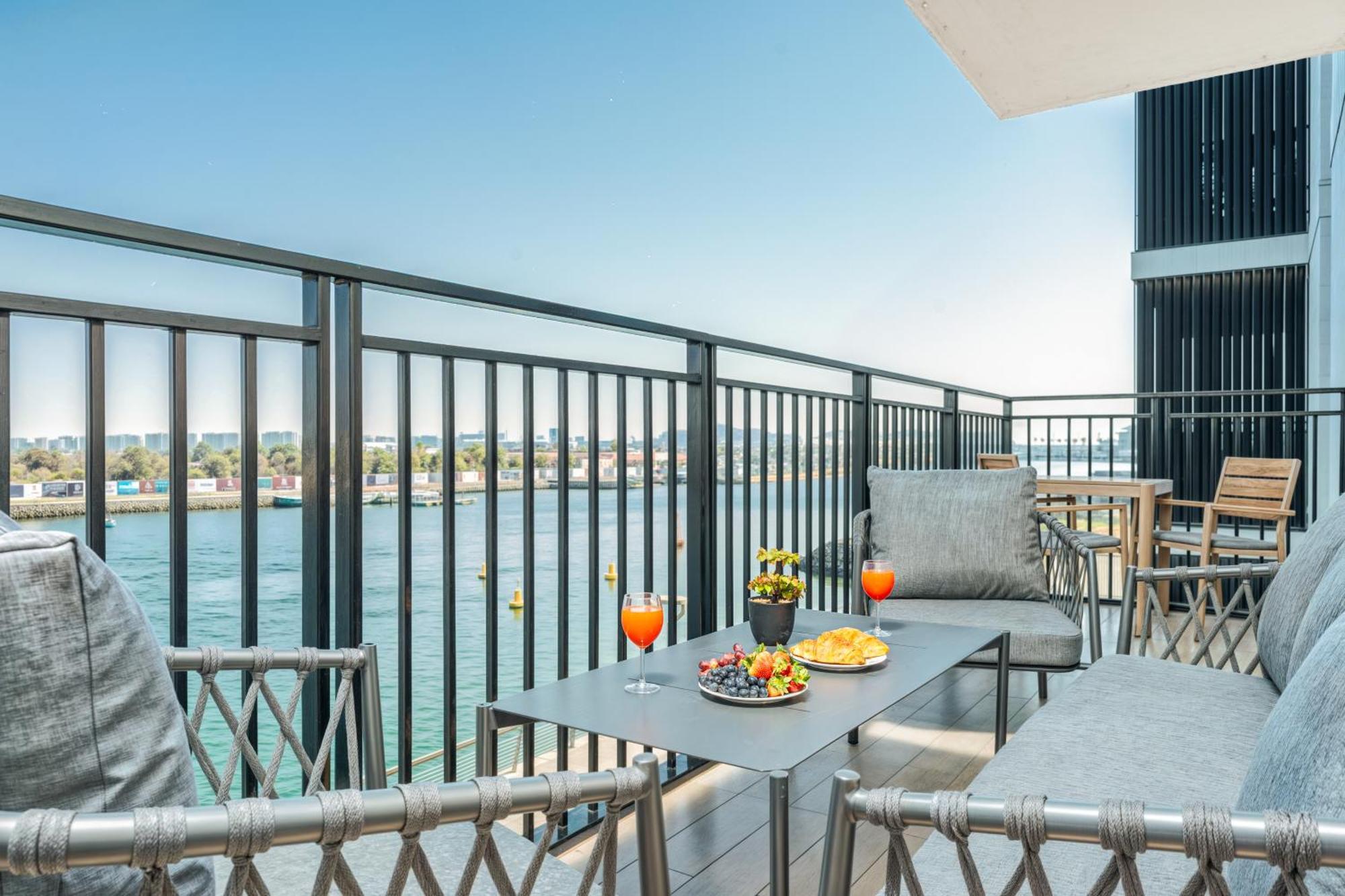 Desert Key - Perfectly Located Yas Island Premier Apts Апартаменти Абу-Дабі