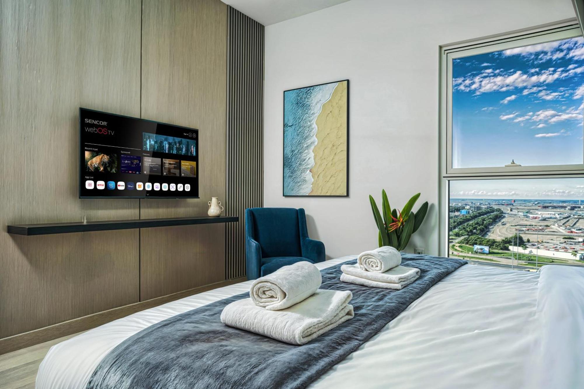 Desert Key - Perfectly Located Yas Island Premier Apts *